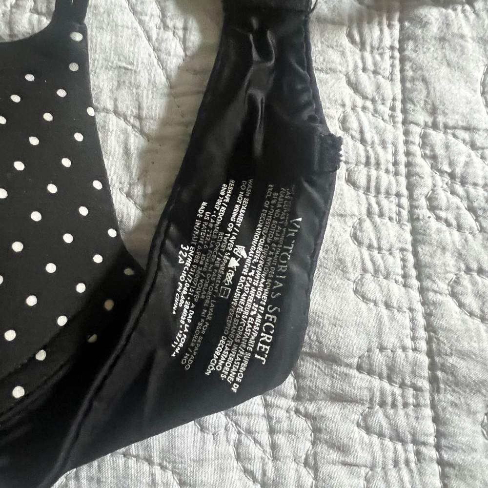 2 bras - Picture 5 of 5